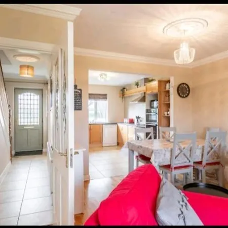 Homely Townhouse *